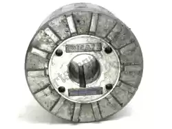 Aqui você pode pedir o volante (rotor) em Ducati , com o número da peça 26540011A: