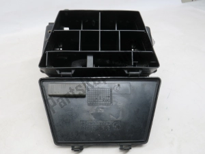 Bmw 61132306222 fuse box 3 parts - Left side