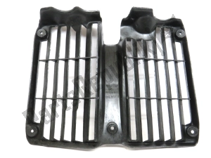 aprilia AP8230659 radiator grill - Left side