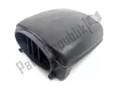 Aquí puede pedir caja de filtro de aire de Suzuki , con el número de pieza 1370107A00: