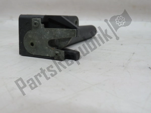 aprilia AP8202246 contact and buddy lock - Upper side