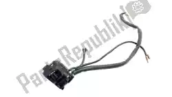 Here you can order the handlebar switch, right from Honda, with part number 35330413003: