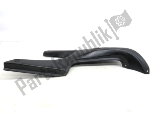 aprilia AP8231231 side panel - Left side