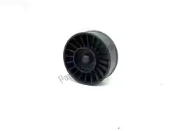 Here you can order the toothed pulley from Piaggio Group, with part number 834304: