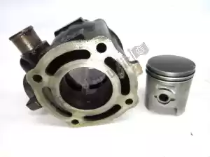 Aprilia AP5RER000089 cylinder piston - Left side