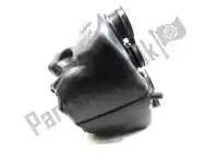 1370019E00, Suzuki, Air box Suzuki GSX-R GSX 600 FU F U1 U2 U3 XU2 Anniversary X XU3, Used