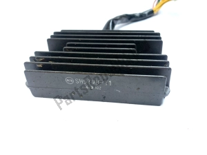 ducati 54040111c voltage regulator - Upper part