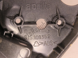 aprilia AP8238486 handlebar cover - Upper part