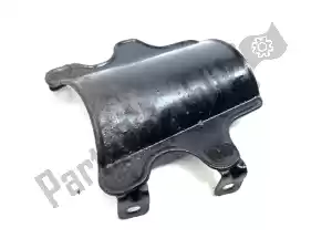 suzuki 6128505A00 guardabarros trasero - Lado inferior