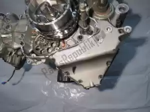 ducati 22522982E complete engine block, aluminium - image 11 of 41