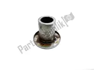 suzuki 5474005A00 spacer - Bottom side