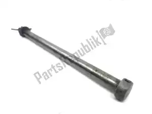 suzuki 5471109300 wheel axle - Bottom side