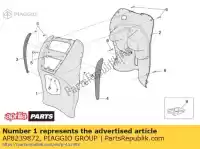 AP8239872, Piaggio Group, w gór?. owiewka przednia. bia?y     , Nowy