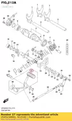 Here you can order the rubber,gear from Suzuki, with part number 2565238B00: