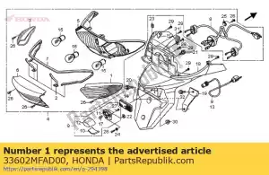 Honda 33602MFAD00 lens, r. rr. winker - Bottom side