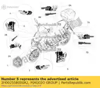 2H002558000A2, Piaggio Group, lh onderste schild sticker piaggio metca4101 metca4101, metca4102 50 2018 2019 2020 2021, Nieuw