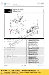 Here you can order the central cover from Piaggio Group, with part number 621004000P: