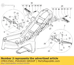 Here you can order the rubber mat r. H. From Piaggio Group, with part number CM012502: