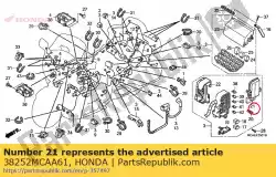 Aquí puede pedir cubierta superior de Honda , con el número de pieza 38252MCAA61: