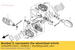 Here you can order the winker assy., r. Fr. From Honda, with part number 33400MCC601: