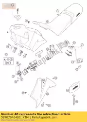 Aqui você pode pedir o assento preto / carbono duque 2000 em KTM , com o número da peça 58707040400: