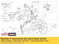 AP8139268, Piaggio Group, Couvercle de batterie aprilia  scarabeo 125 150 200 250 1999 2000 2001 2002 2003 2004 2005 2006 2007, Nouveau