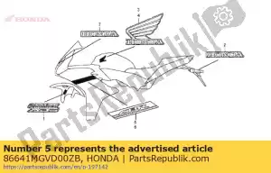 Honda 86641MGVD00ZB listra, r. capota lateral * tip - Lado inferior