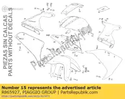 Here you can order the rh lower fairing, black from Piaggio Group, with part number R865927: