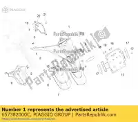 657382000C, Piaggio Group, protetor de respingo traseiro piaggio mp yourban erl lt 125 300 3, Novo