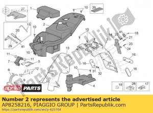 aprilia AP8258216 compartiment de selle - La partie au fond