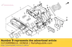 Ici, vous pouvez commander le lumière assy., licence (12v 5w) auprès de Honda , avec le numéro de pièce 33720MM8610: