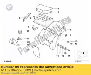 bmw 61132306227 mudguard - Bottom side