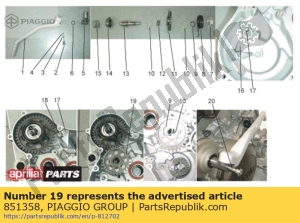 aprilia 851358 intermediate gear - Bottom side