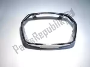 vespa 1B001270 headlamp rim - Right side