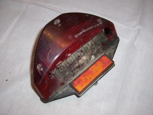 aprilia AP8124352 taillight with reflector - Lower part