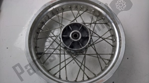 aprilia AP8108471 rear wheel 17 x 4.25 - Middle