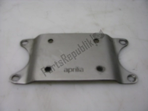 aprilia AP8103705 stiffening plate - Right side