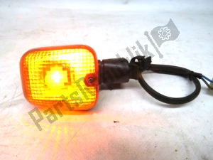 aprilia AP8112922 luz intermitente esquerda - Parte inferior