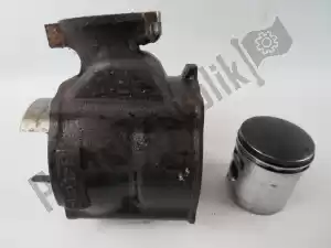 aprilia AP5RER000089 cylinder with piston - Right side