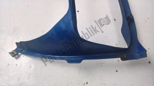 aprilia AP8148723 radiator spoiler - image 10 of 14