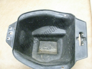 aprilia AP8138344 compartimento do capacete - Lado superior