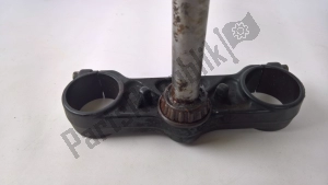 aprilia AP8123723 lower triple tree steering yoke - image 11 of 16