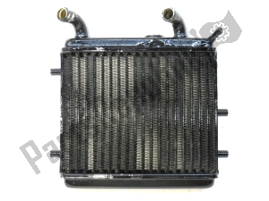 aprilia AP8102405 radiator - image 10 of 16