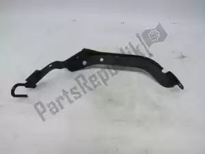 kawasaki 110561259 bracket,flap,rh zr750nbf - Middle