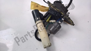 aprilia AP8106629 fuelpump - Left side