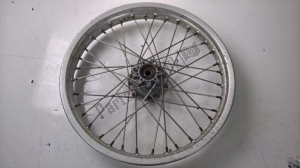 aprilia AP8108469 front wheel 2.15 x 19 - Middle