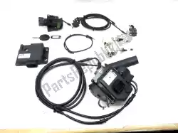 Here you can order the throttle body / ignition lock / ecu / trunk and buddy lock mechanism from Piaggio, with part number CM082504: