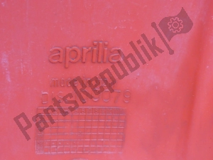 aprilia AP8231197 carénage avant, rouge - image 12 de 18