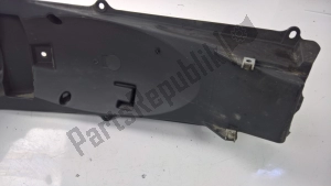 aprilia AP8139799 achterspatbord - Overzicht