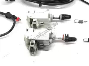 Piaggio CM082504 throttle body / ignition lock / ecu / trunk and buddy lock mechanism - Lower part